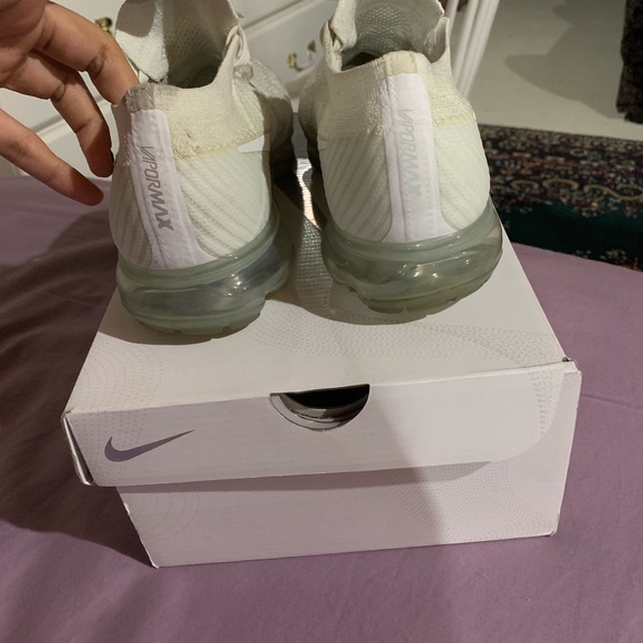 Vapormax triple white - Picture 2 of 3